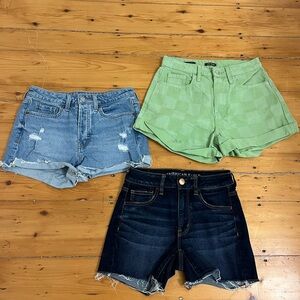 Size 4 Lot - Women's Denim and Green Shorts Set - AE, ON, and WF